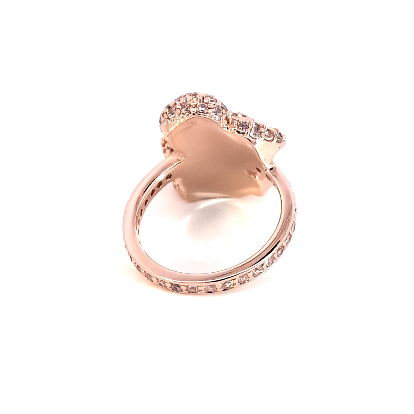 Cocktail Ring with Round Cut Diamond with Rabbit