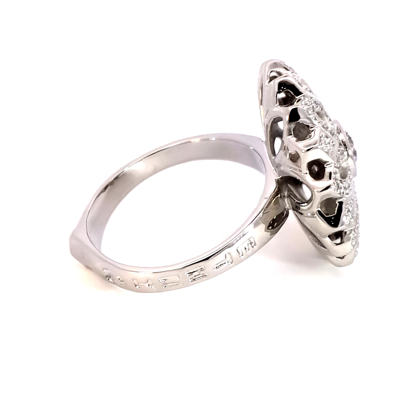 Brilliant Round Cut Diamond White Gold Cocktail Ring